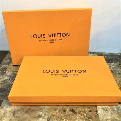 mi 1127 louis vuitton|Louis Vuitton boxes.